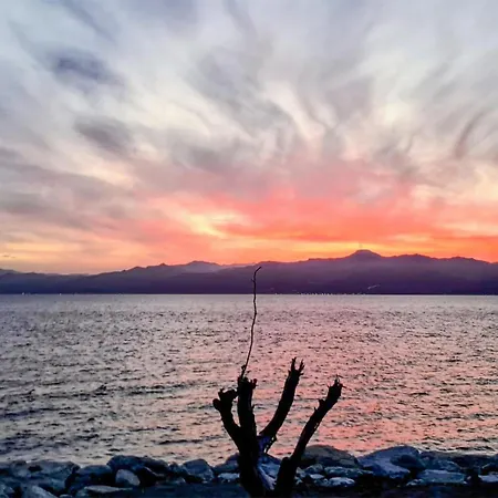 1 Bedroom Gorgeous In