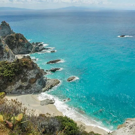 1 Bedroom Gorgeous In Apartment