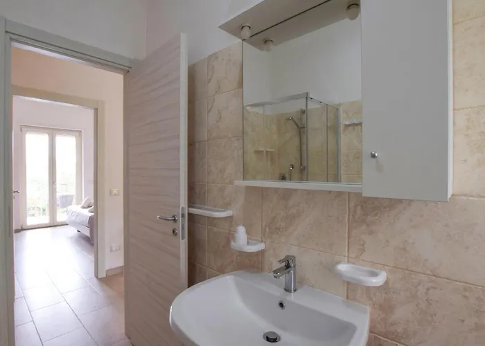 1 Bedroom Gorgeous In דירה ריקאדי