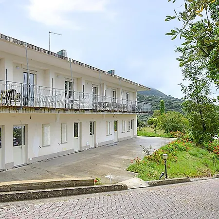 Appartement Gorgeous In With House Sea View *